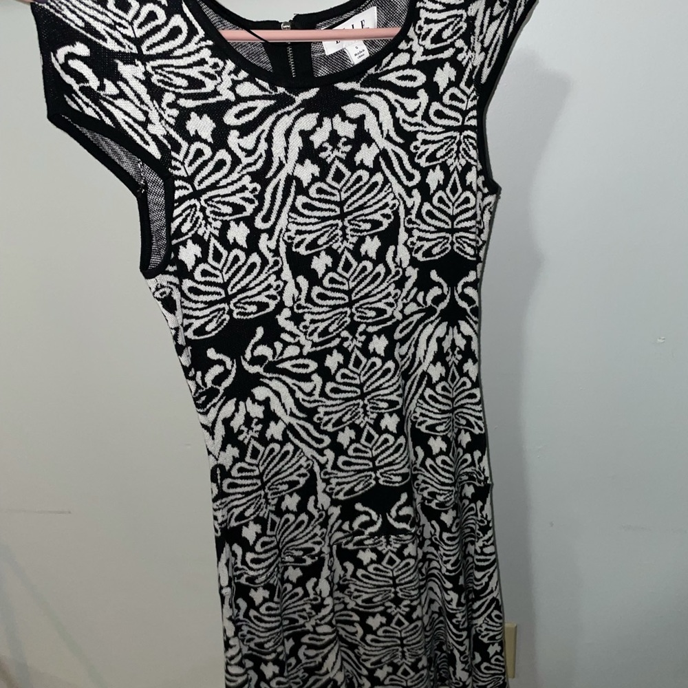 Short knit dress, excellent quality ELLE dress